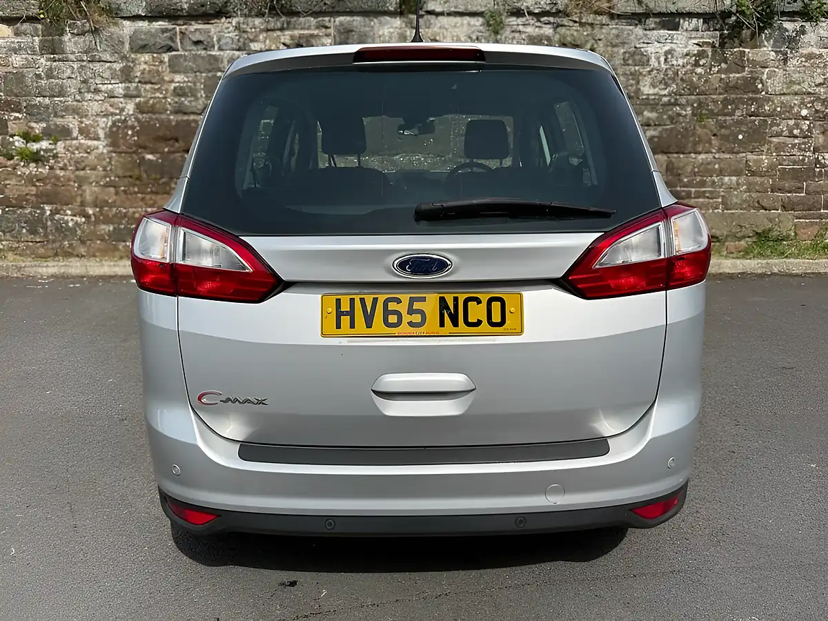 Used 2015 Ford Grand C-Max Zetec Silver - Interior and Exterior details 8
