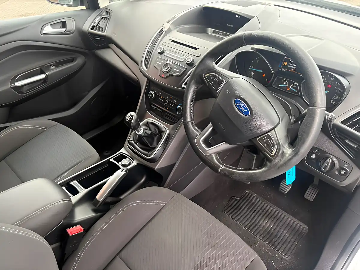 Used 2015 Ford Grand C-Max Zetec White - Interior and Exterior details 10