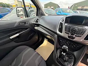 Used 2015 Ford Grand Tourneo Connect Zetec Black - Interior and Exterior details 11