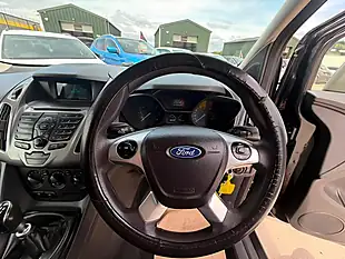 Used 2015 Ford Grand Tourneo Connect Zetec Black - Interior and Exterior details 17