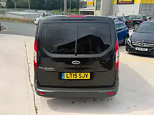 Used 2015 Ford Grand Tourneo Connect Zetec Black - Interior and Exterior details 9