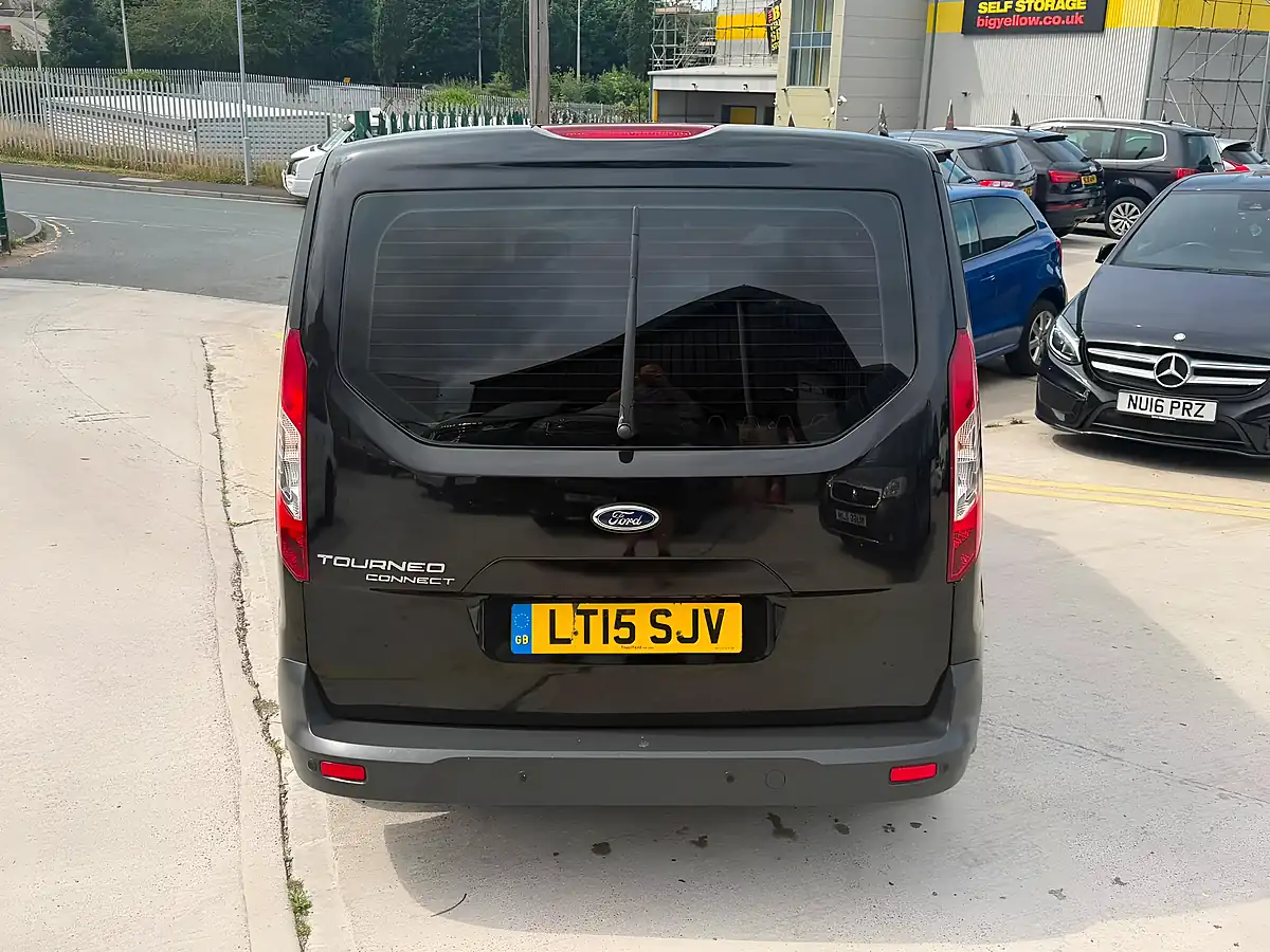 Used 2015 Ford Grand Tourneo Connect Zetec Black - Interior and Exterior details 9