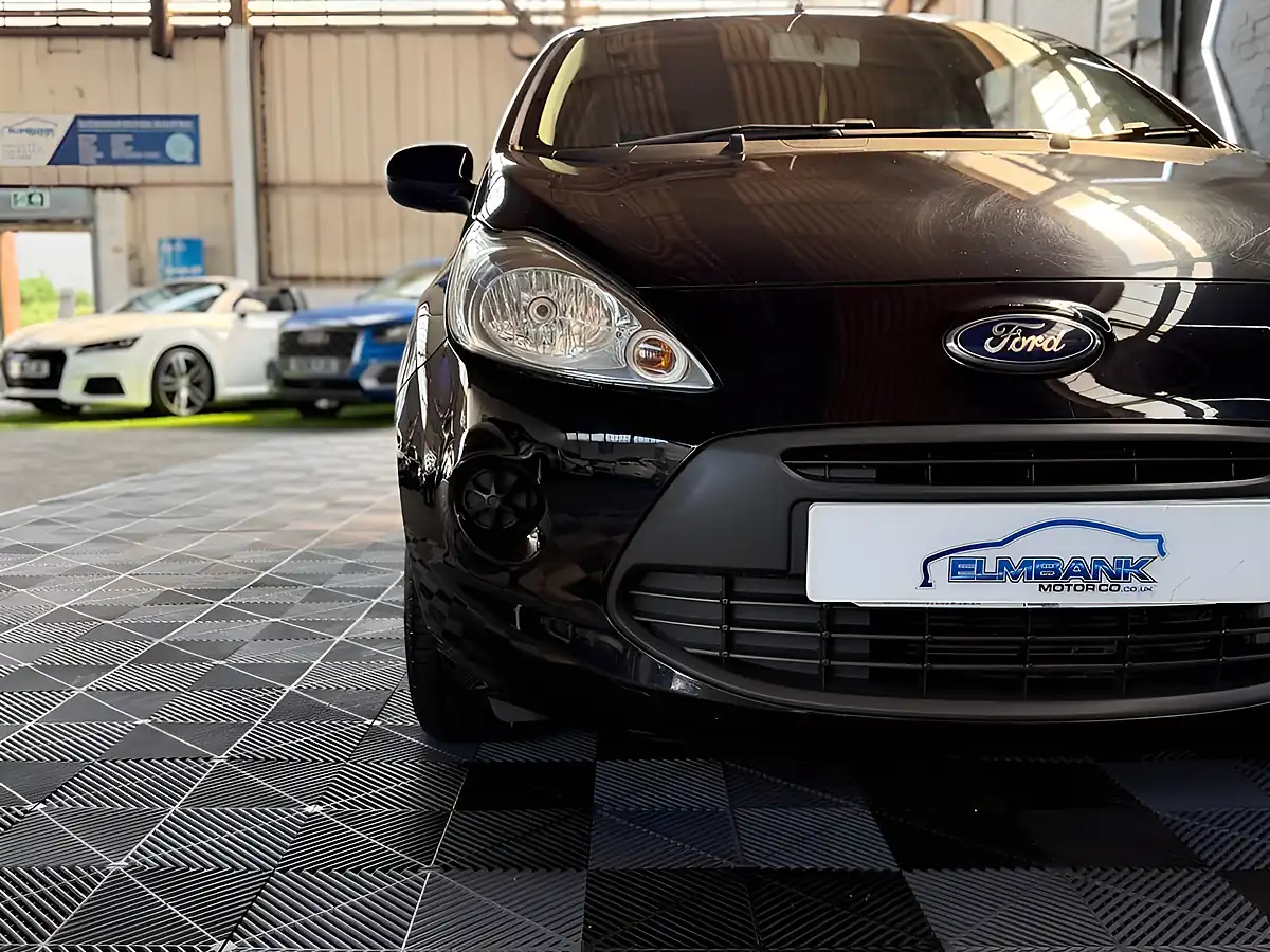 Used 2015 Ford Ka Edge Black - Interior and Exterior details 16