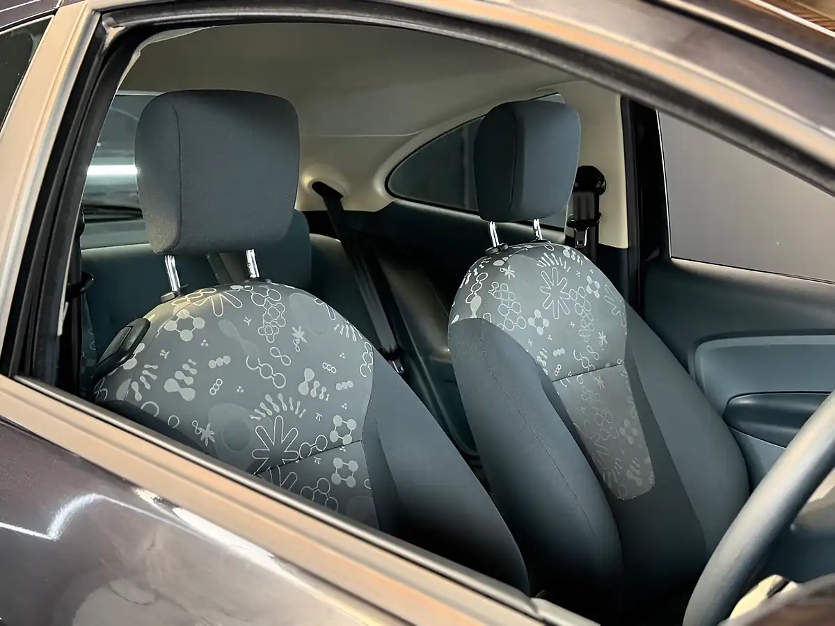 Used 2015 Ford Ka Edge Black - Interior and Exterior details 20