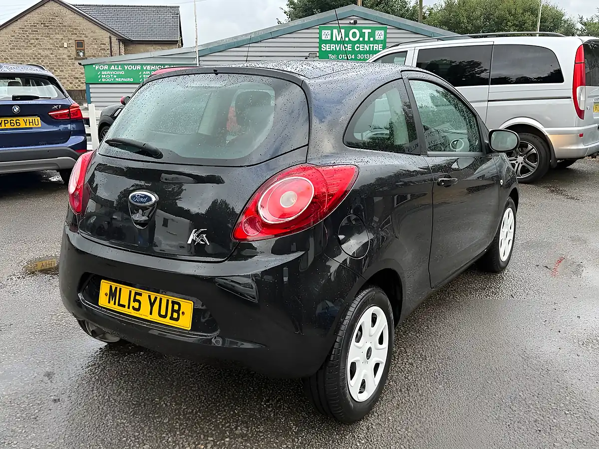 Used 2015 Ford Ka Edge Black - Interior and Exterior details 10
