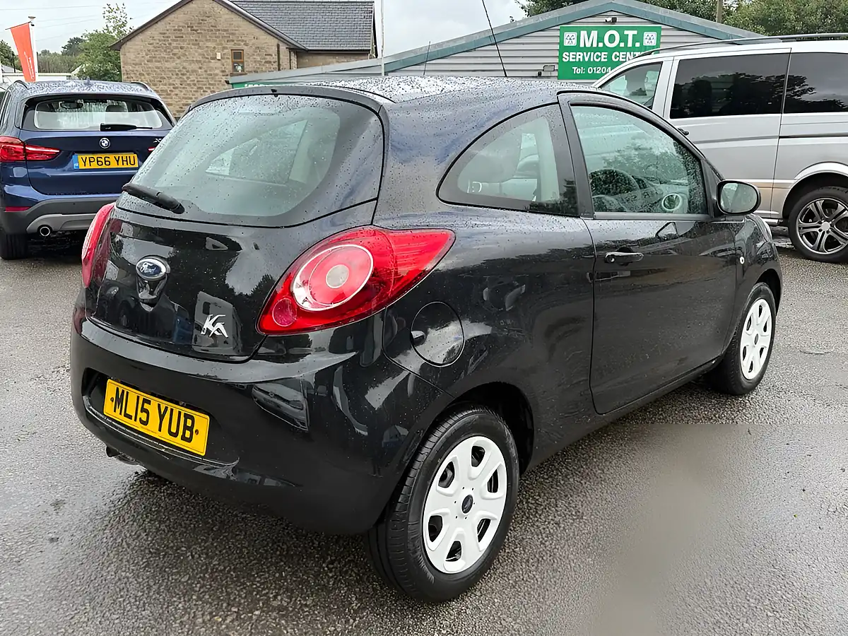 Used 2015 Ford Ka Edge Black - Interior and Exterior details 9