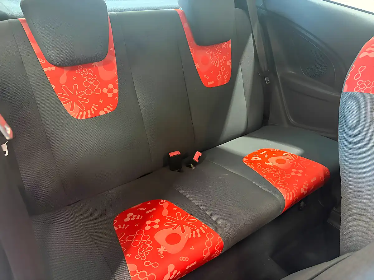 Used 2015 Ford Ka Edge Red - Interior and Exterior details 15