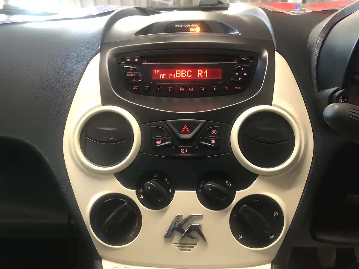 Used 2015 Ford Ka Studio Plus White - Interior and Exterior details 11