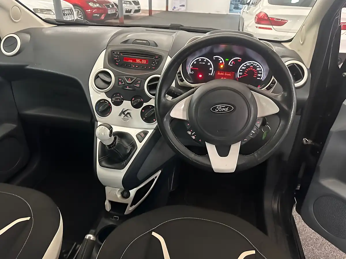 Used 2015 Ford Ka Zetec Black Edition Black - Interior and Exterior details 14