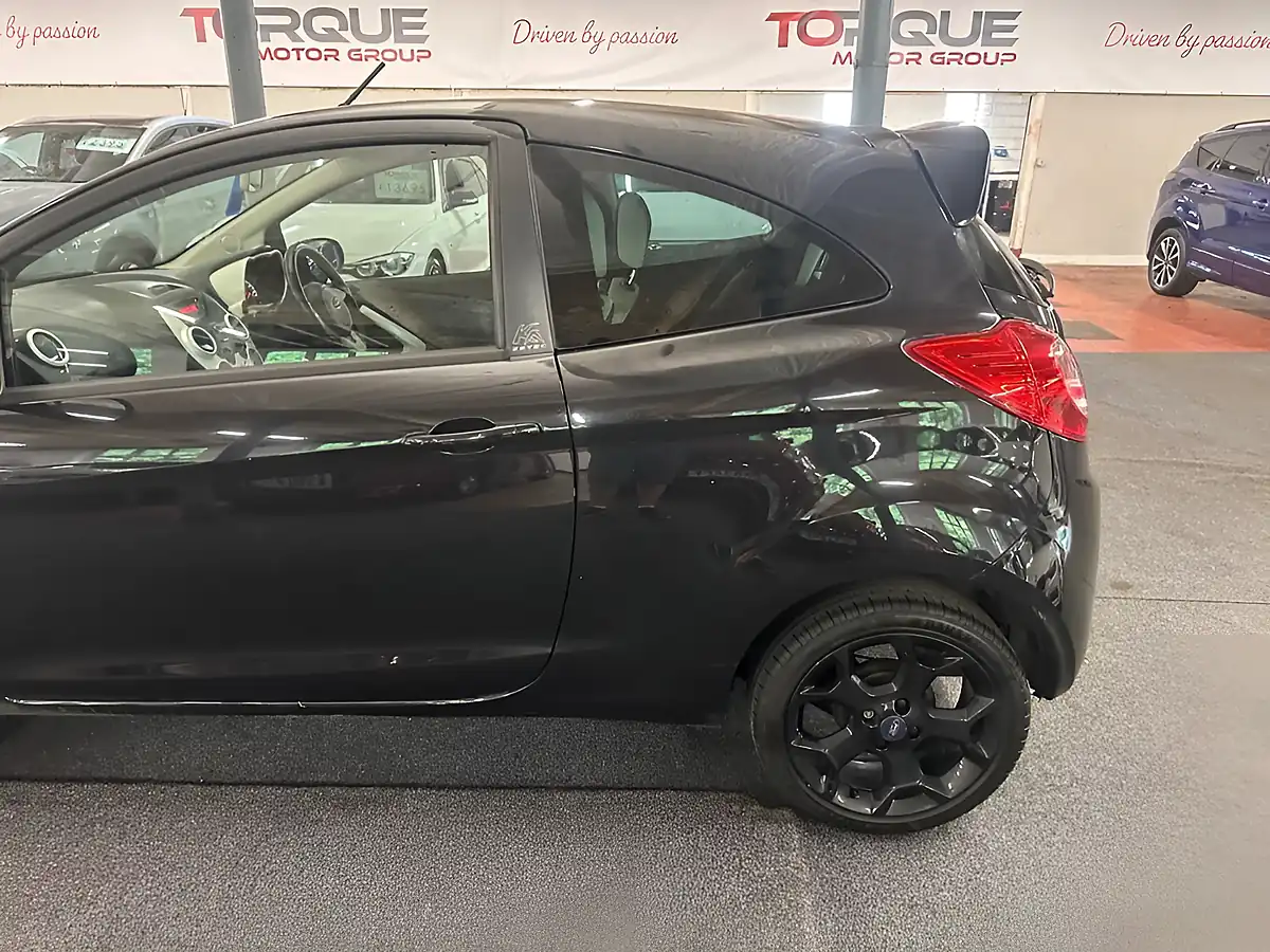 Used 2015 Ford Ka Zetec Black Edition Black - Interior and Exterior details 6