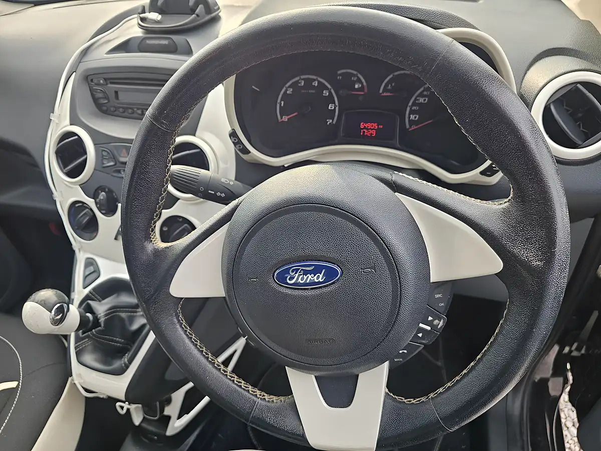 Used 2015 Ford Ka Zetec Black Edition Black - Interior and Exterior details 9