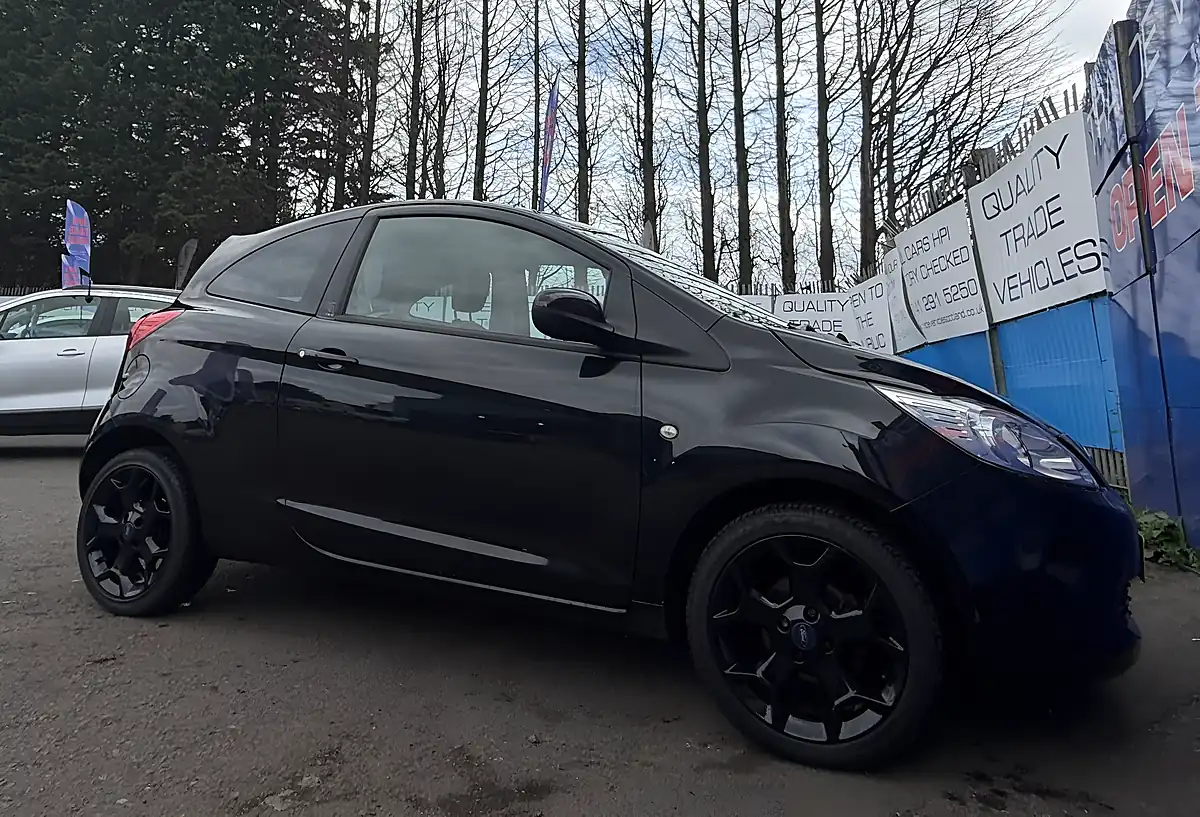Used 2015 Ford Ka Zetec Black Edition Black - Interior and Exterior details 11