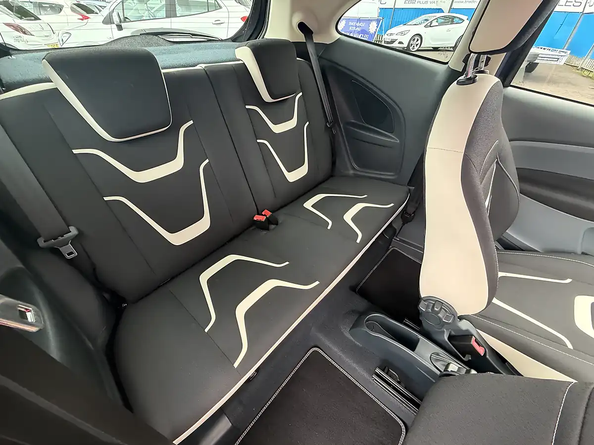 Used 2015 Ford Ka Zetec Black Edition Black - Interior and Exterior details 20