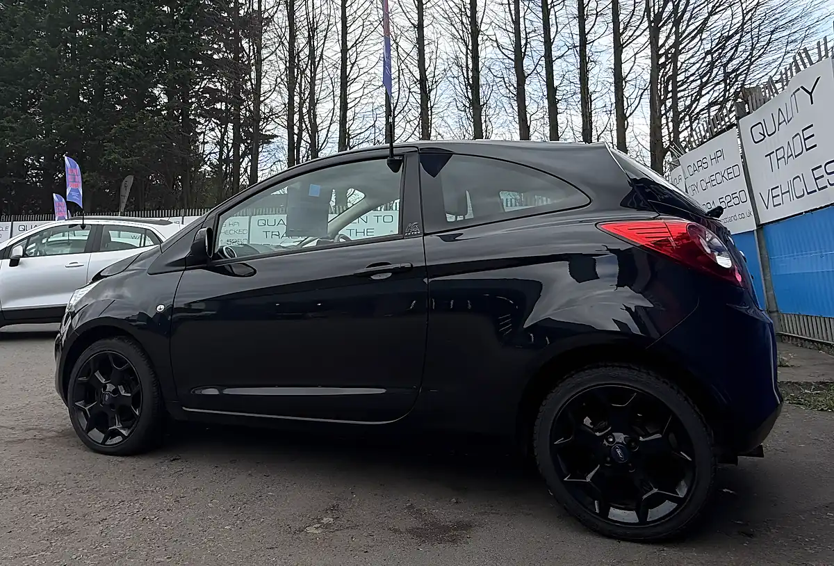 Used 2015 Ford Ka Zetec Black Edition Black - Interior and Exterior details 3