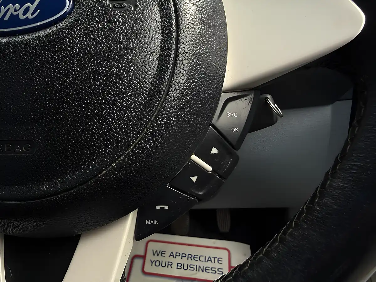Used 2015 Ford Ka Zetec Silver - Interior and Exterior details 14