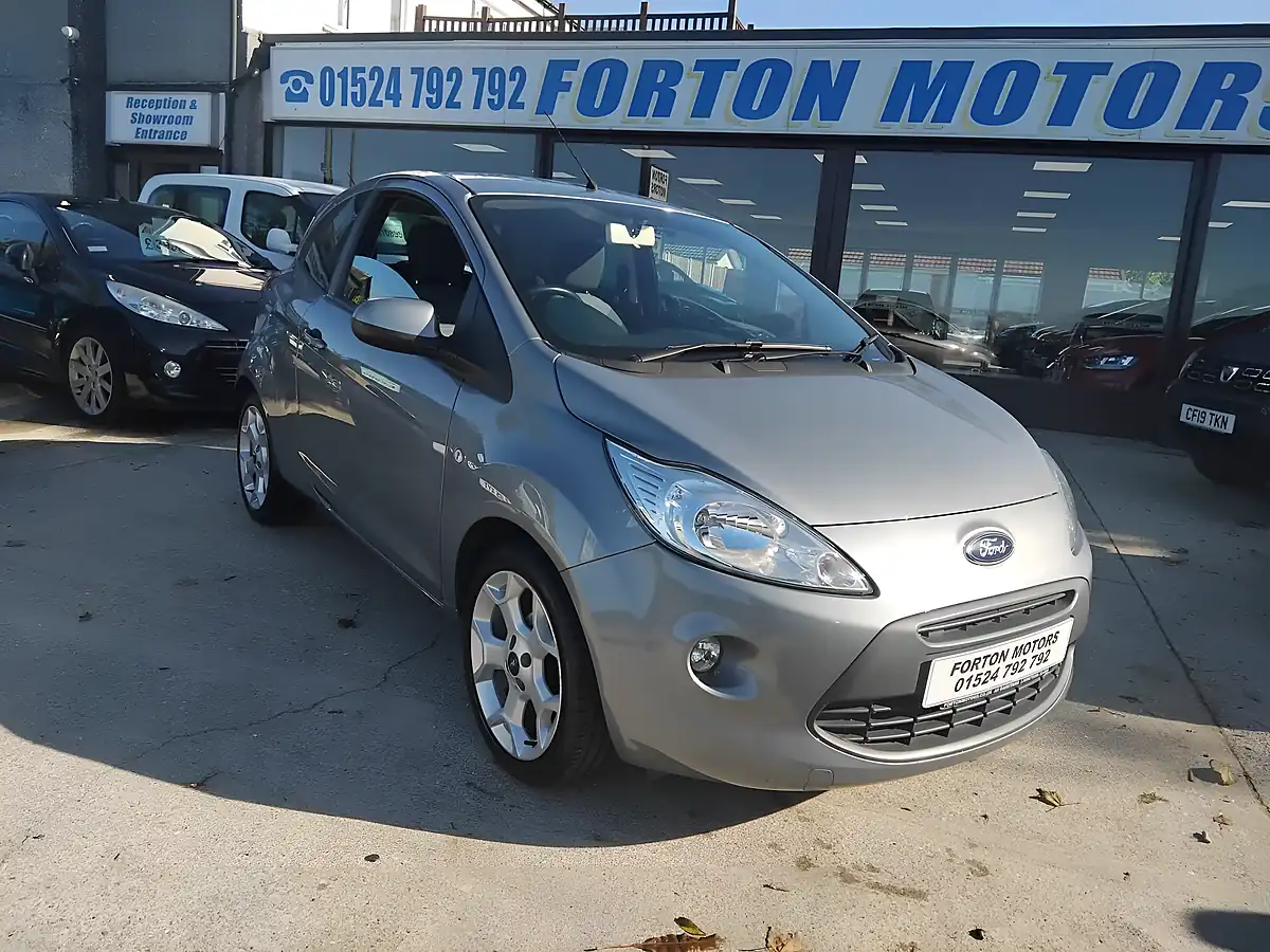 Used 2015 Ford Ka Zetec Silver - Interior and Exterior details 2