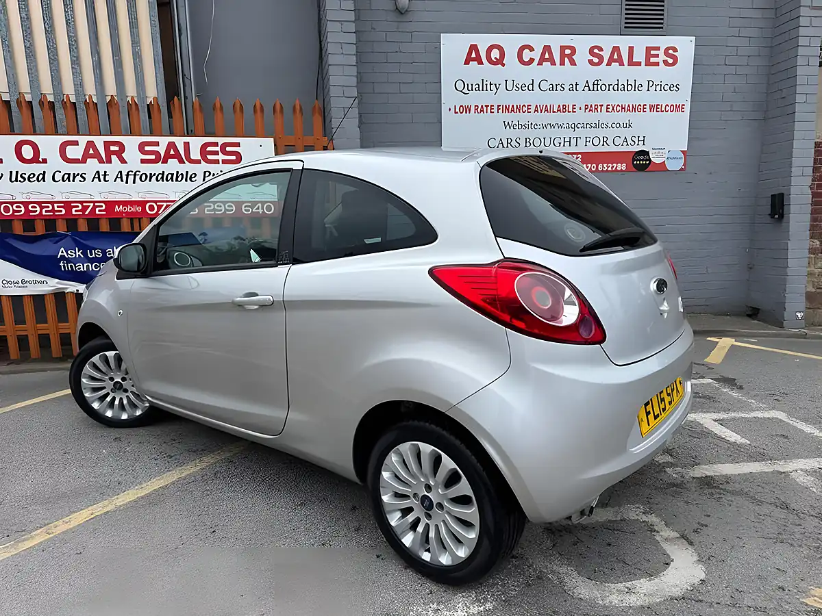 Used 2015 Ford Ka Zetec Silver - Interior and Exterior details 5