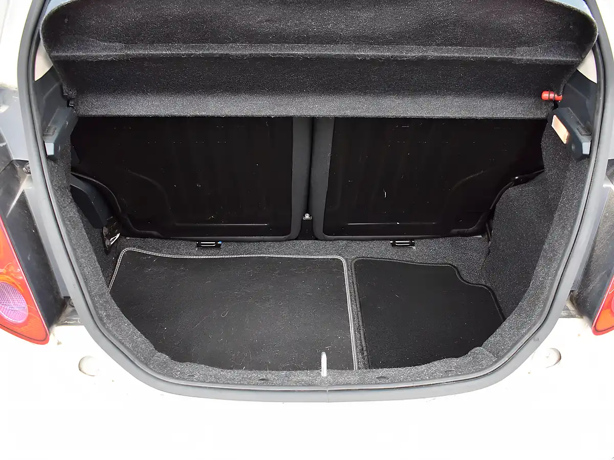 Used 2015 Ford Ka Zetec White Edition White - Interior and Exterior details 8