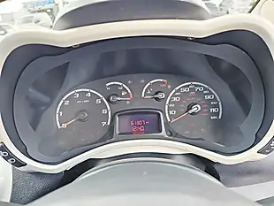 Used 2015 Ford Ka Zetec White - Interior and Exterior details 9