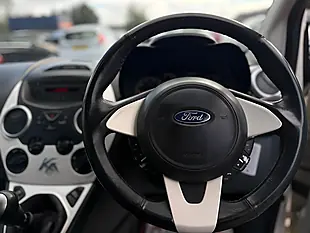 Used 2015 Ford Ka Zetec White - Interior and Exterior details 14