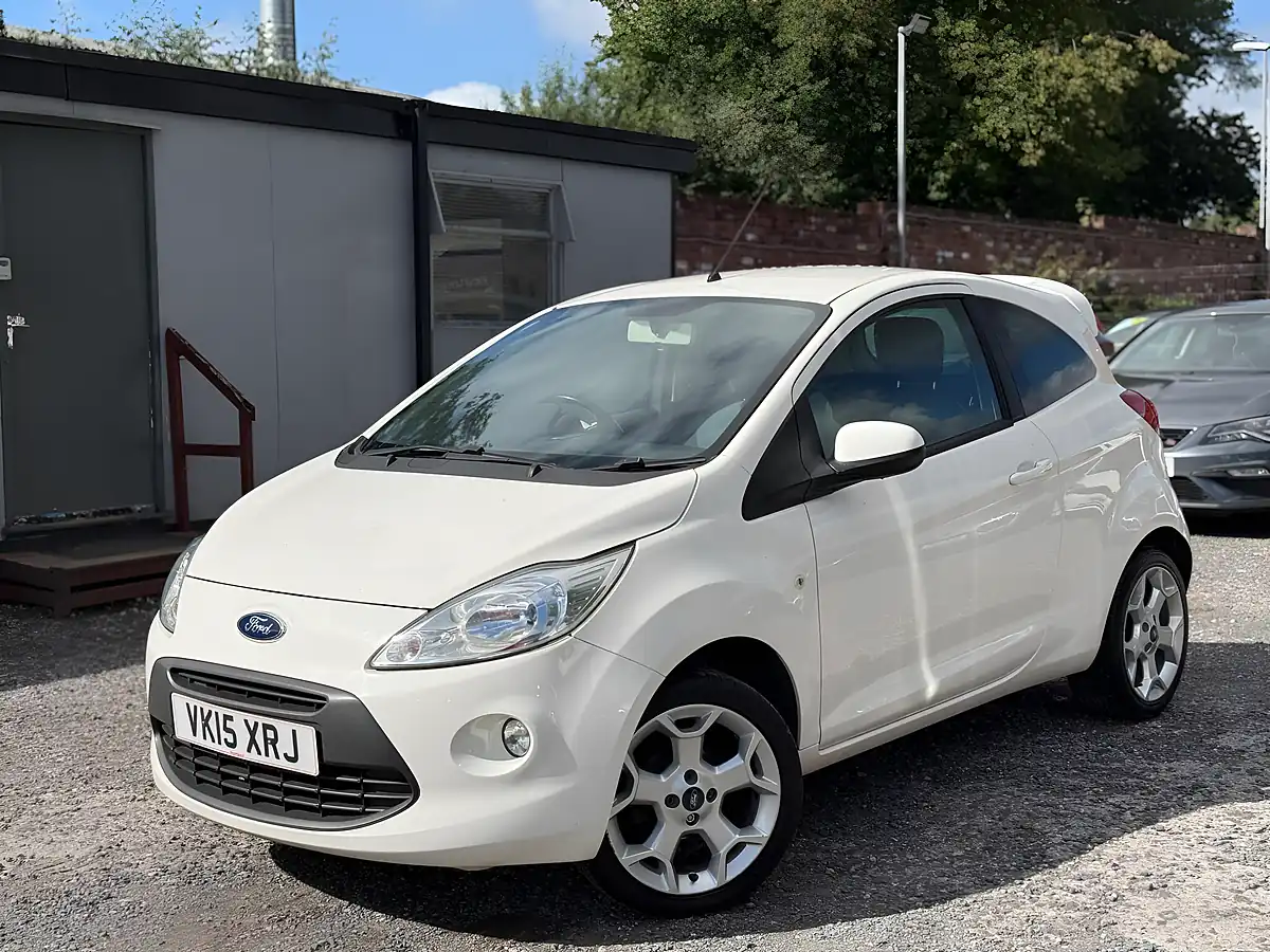 Used 2015 Ford Ka Zetec White - Interior and Exterior details 3