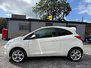 Used 2015 Ford Ka Zetec White - Interior and Exterior details 4