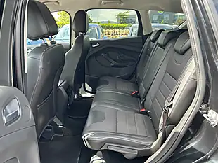 Used 2015 Ford Kuga Black - Interior and Exterior details 17
