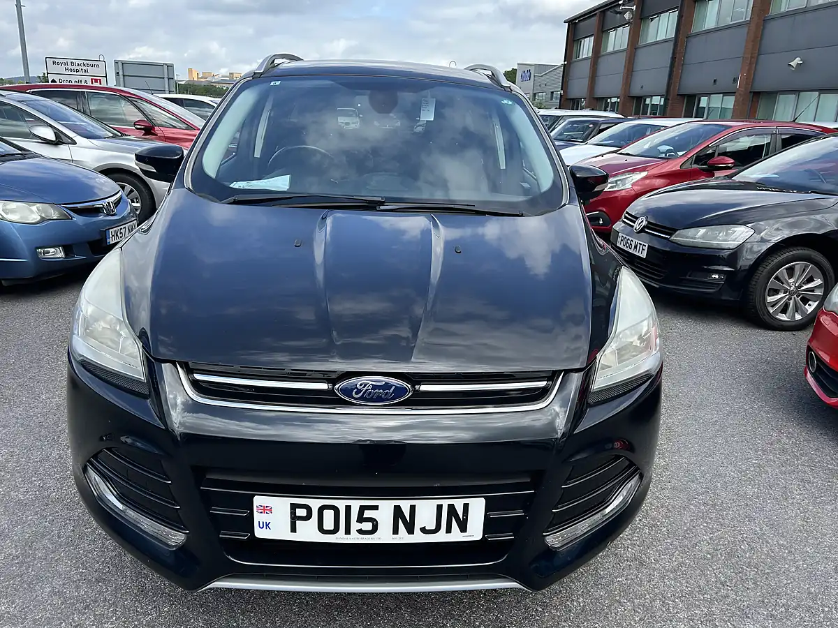 Used 2015 Ford Kuga Black - Interior and Exterior details 2