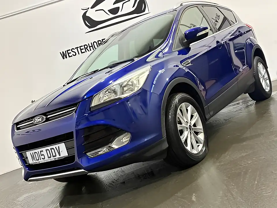Used 2015 Ford Kuga Titanium 2WD Blue - Interior and Exterior details 13
