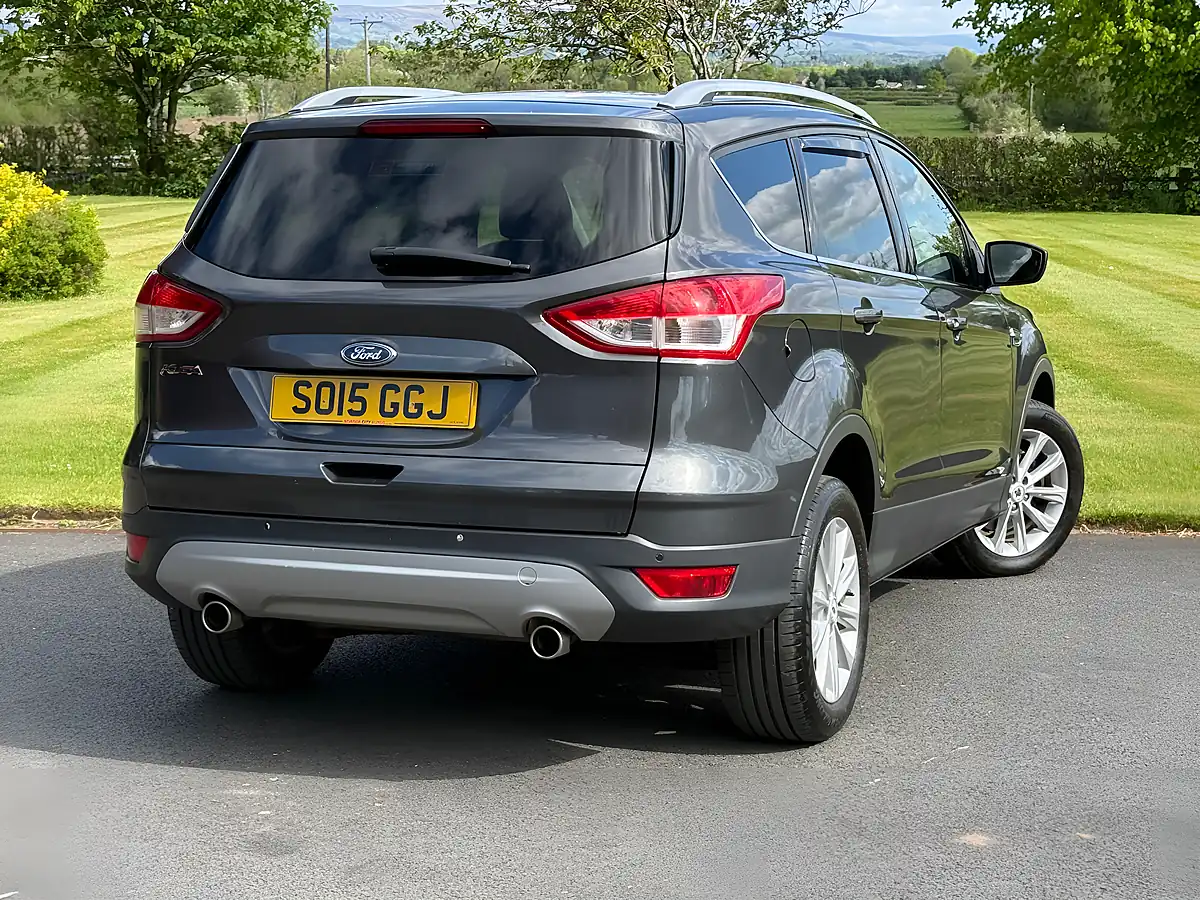 Used 2015 Ford Kuga Titanium 2WD Grey - Interior and Exterior details 7