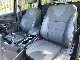 Used 2015 Ford Kuga Titanium Blue - Interior and Exterior details 6