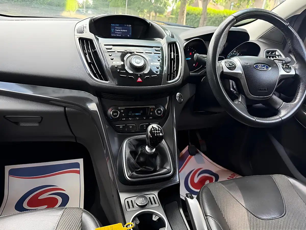 Used 2015 Ford Kuga Titanium Blue - Interior and Exterior details 7