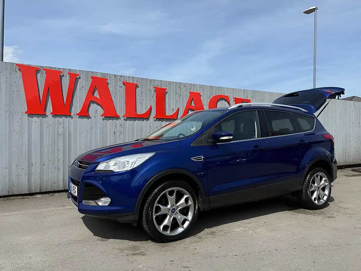 Used 2015 Ford Kuga Titanium Blue - Interior and Exterior details 10