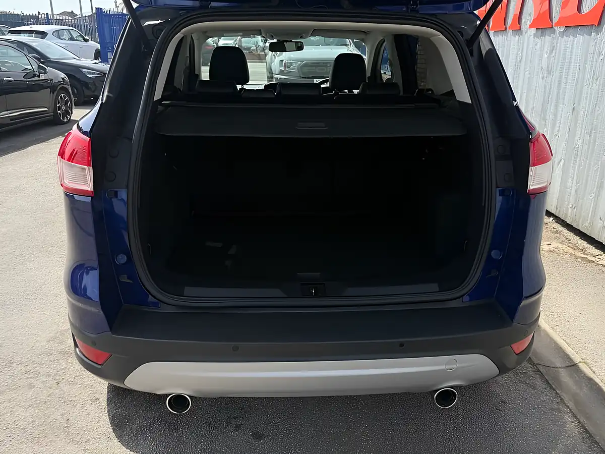 Used 2015 Ford Kuga Titanium Blue - Interior and Exterior details 17