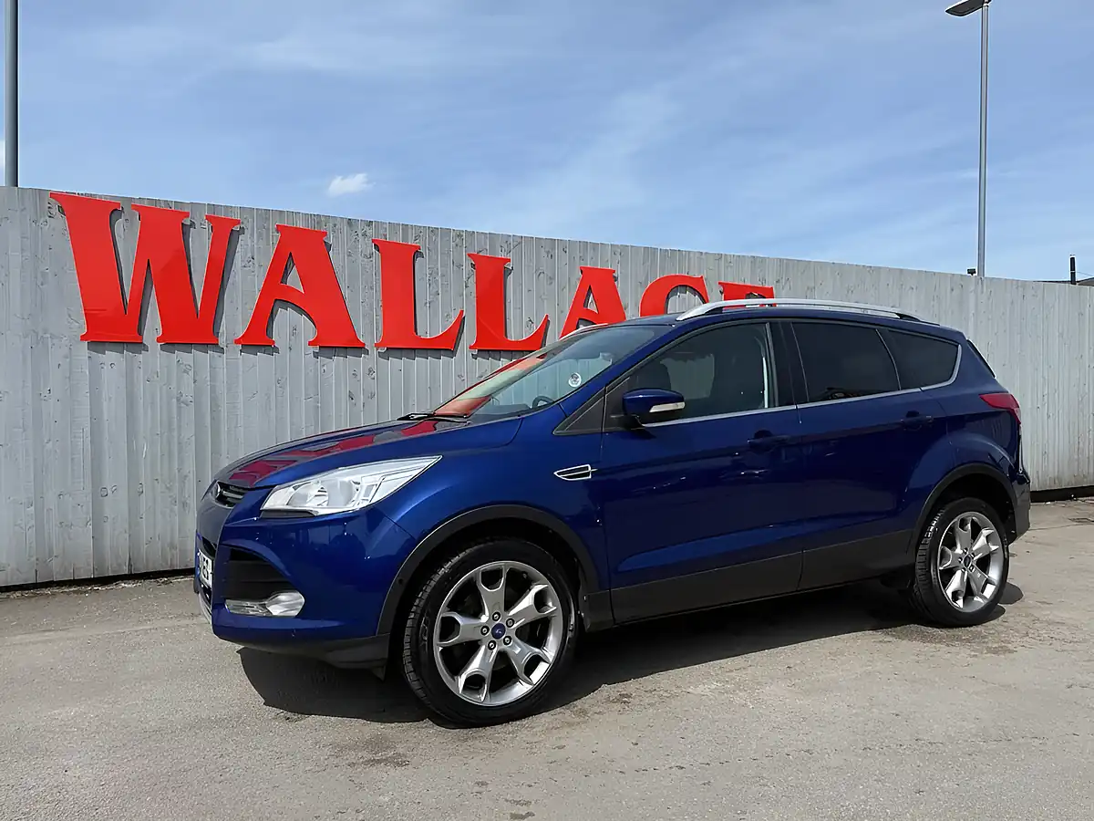Used 2015 Ford Kuga Titanium Blue - Interior and Exterior details 6