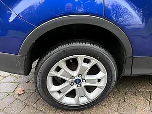 Used 2015 Ford Kuga Titanium Blue - Interior and Exterior details 12