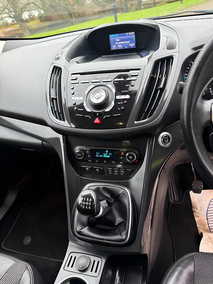 Used 2015 Ford Kuga Titanium Blue - Interior and Exterior details 15