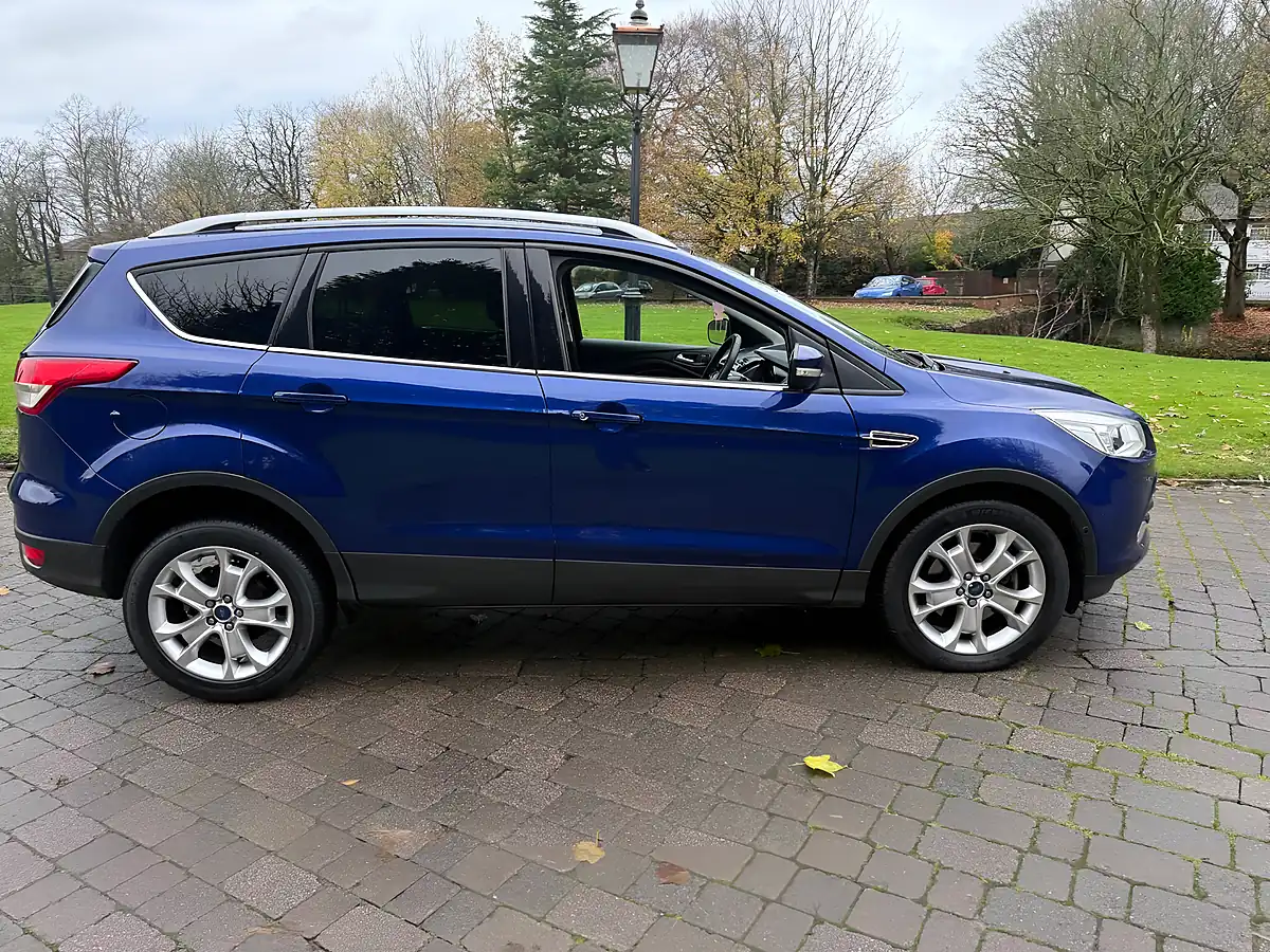 Used 2015 Ford Kuga Titanium Blue - Interior and Exterior details 3