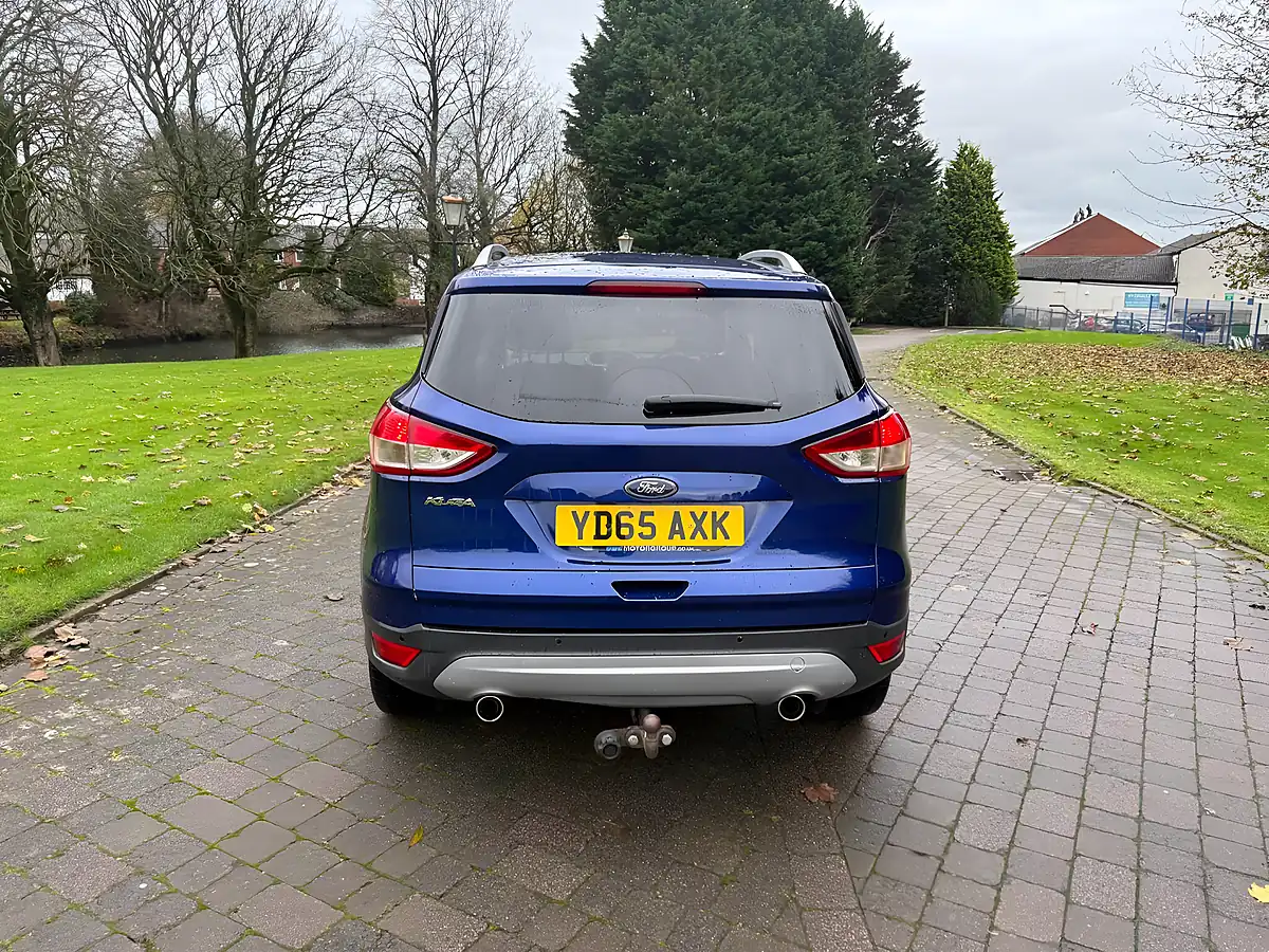 Used 2015 Ford Kuga Titanium Blue - Interior and Exterior details 5