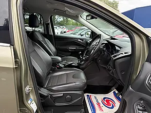 Used 2015 Ford Kuga Titanium Green - Interior and Exterior details 10