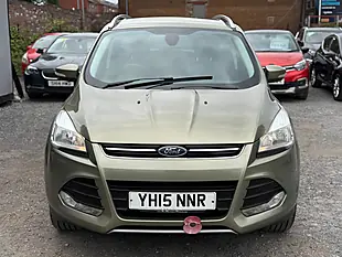 Used 2015 Ford Kuga Titanium Green - Interior and Exterior details 2