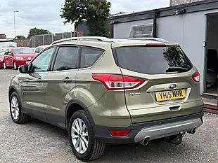 Used 2015 Ford Kuga Titanium Green - Interior and Exterior details 5