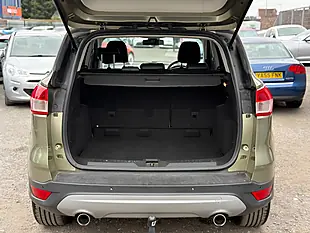 Used 2015 Ford Kuga Titanium Green - Interior and Exterior details 7