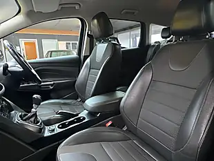Used 2015 Ford Kuga Titanium Grey - Interior and Exterior details 10