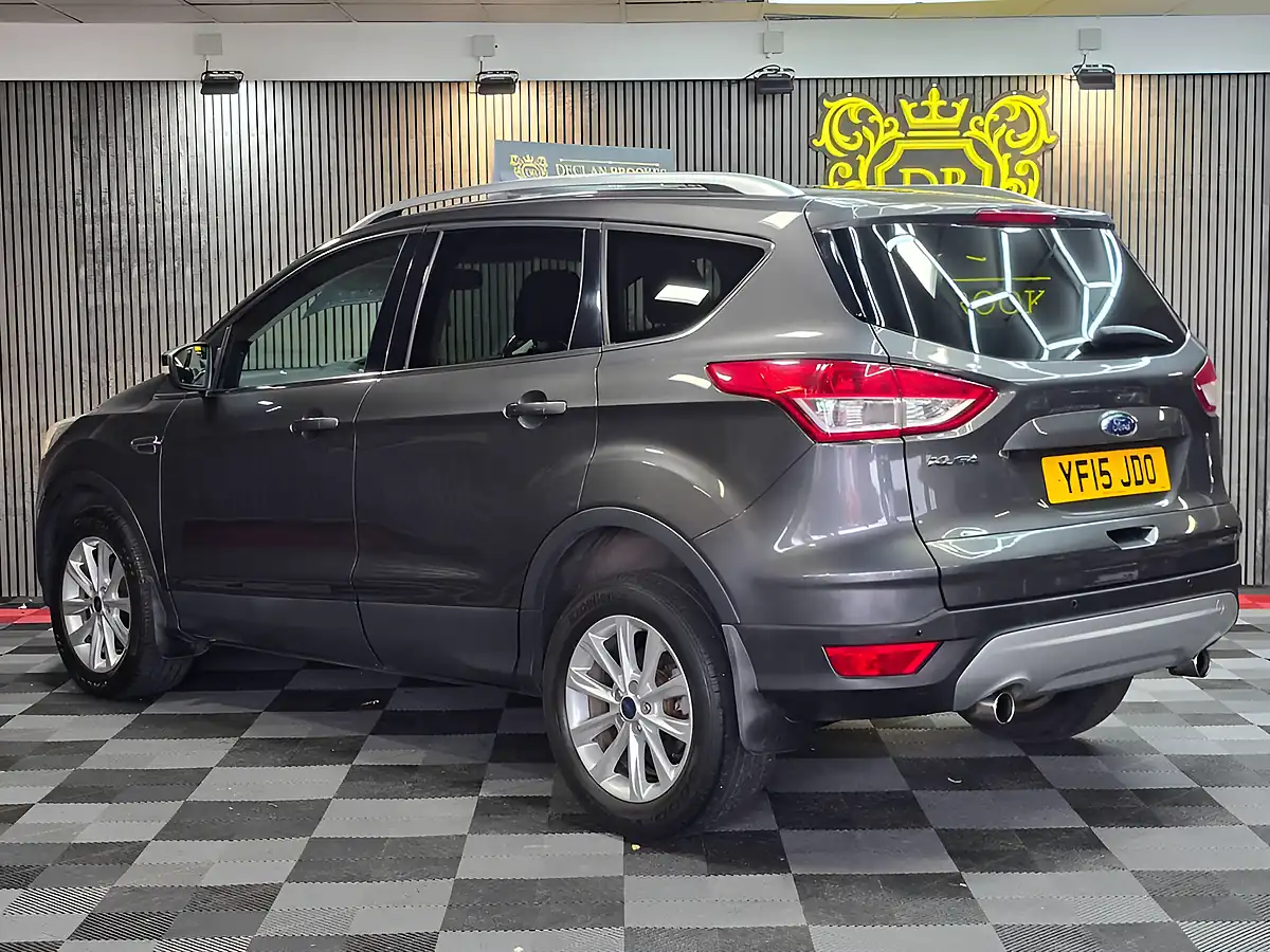 Used 2015 Ford Kuga Titanium Grey - Interior and Exterior details 5