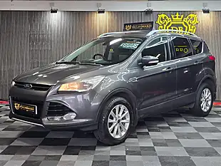 Used 2015 Ford Kuga Titanium Grey - Interior and Exterior details 7
