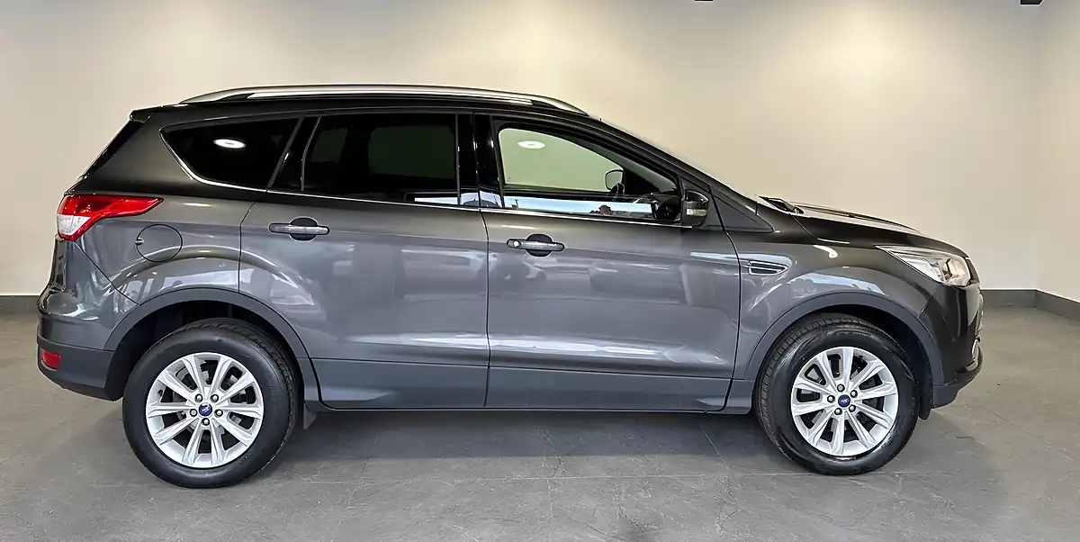 Used 2015 Ford Kuga Titanium Grey - Interior and Exterior details 2