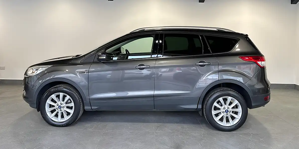 Used 2015 Ford Kuga Titanium Grey - Interior and Exterior details 6