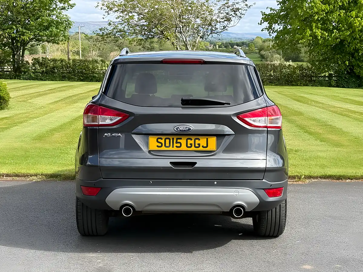 Used 2015 Ford Kuga Titanium Grey - Interior and Exterior details 6
