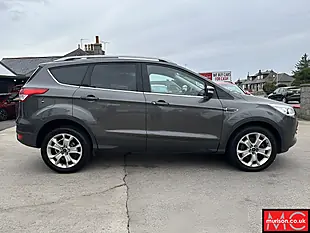 Used 2015 Ford Kuga Titanium Grey - Interior and Exterior details 5